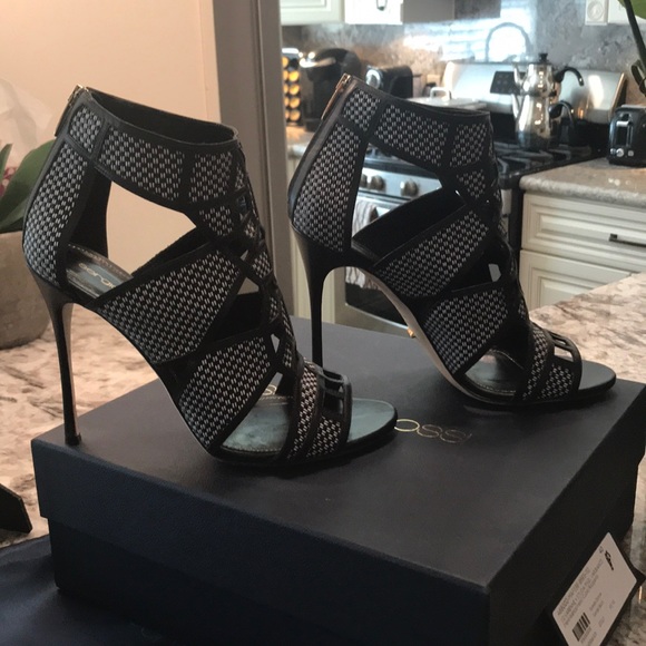 🎉HOST PICK! 🎉Sergio Rossi Open-toe Booties - Picture 2 of 8